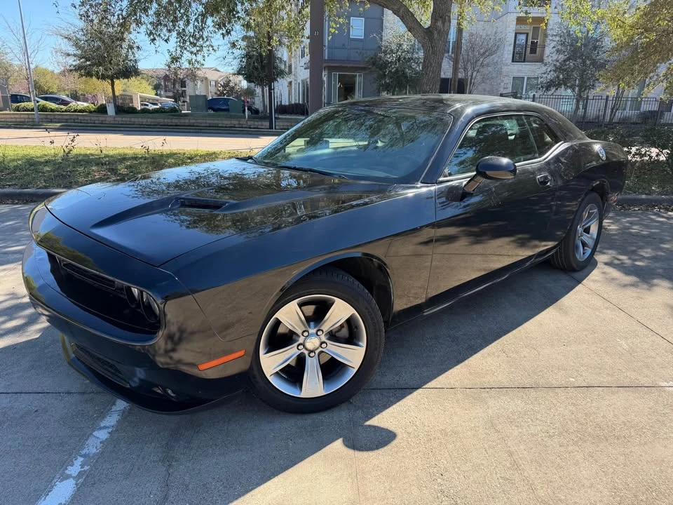 2015 Dodge Challenger 3rd Gen - Image 5 of 11