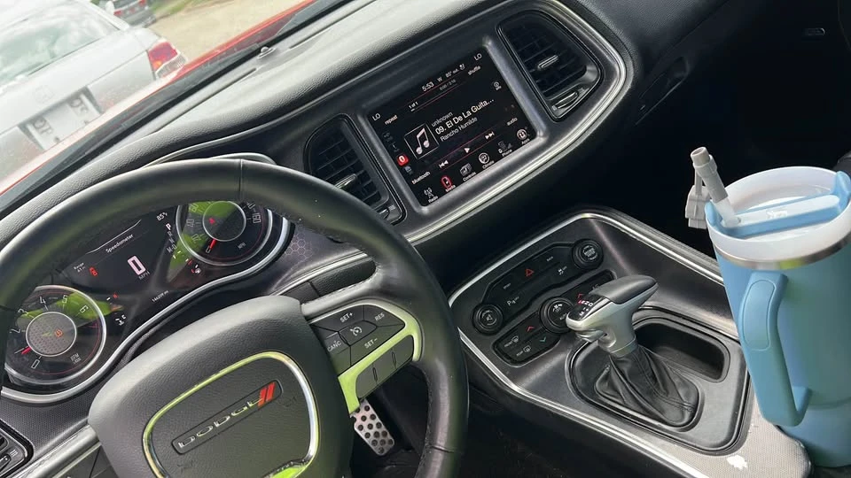 2015 Dodge Challenger 3rd Gen - Image 5 of 6