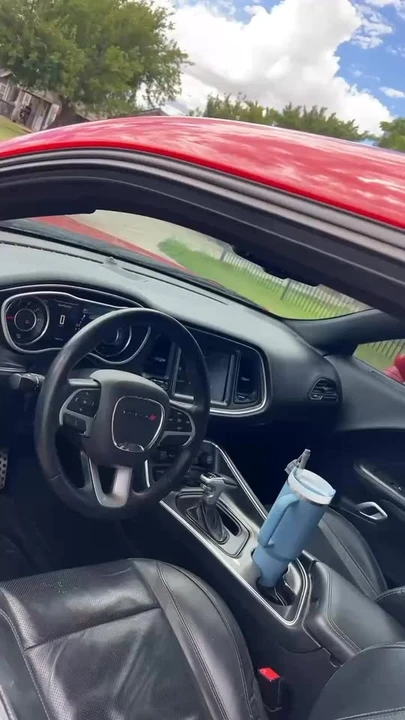 2015 Dodge Challenger 3rd Gen - Image 6 of 6
