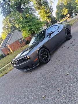 2015 Dodge Challenger SE Coupe 2D