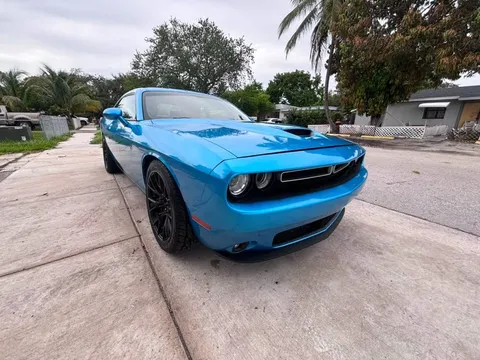 2015 Dodge Challenger SRT