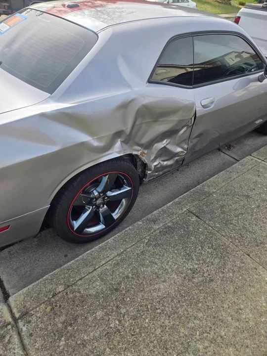 2015 Dodge Challenger SRT8 & 392 3rd Gen - Image 7 of 16