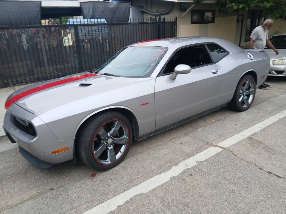 2015 Dodge Challenger SRT8 & 392 3rd Gen - Image 8 of 16