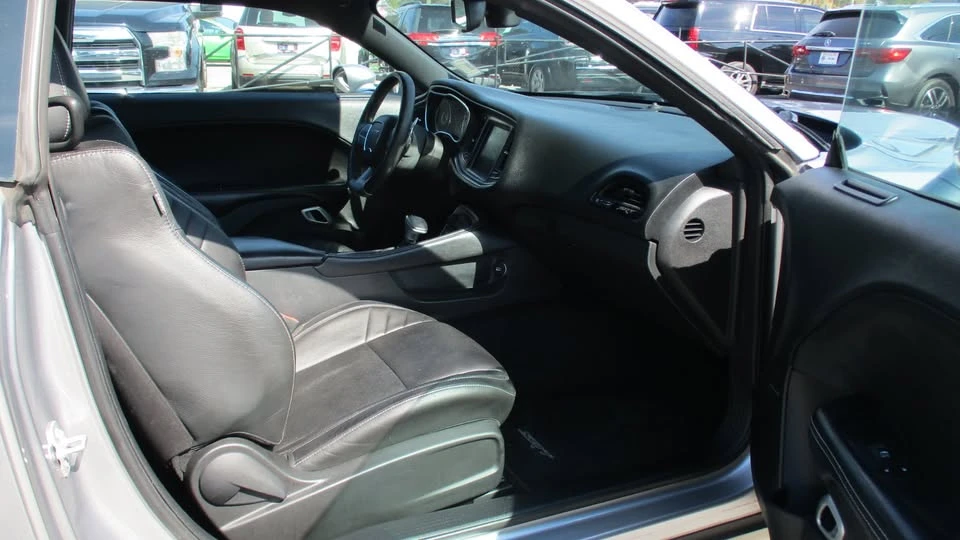 2015 Dodge Challenger SRT8 & 392 3rd Gen - Image 17 of 20