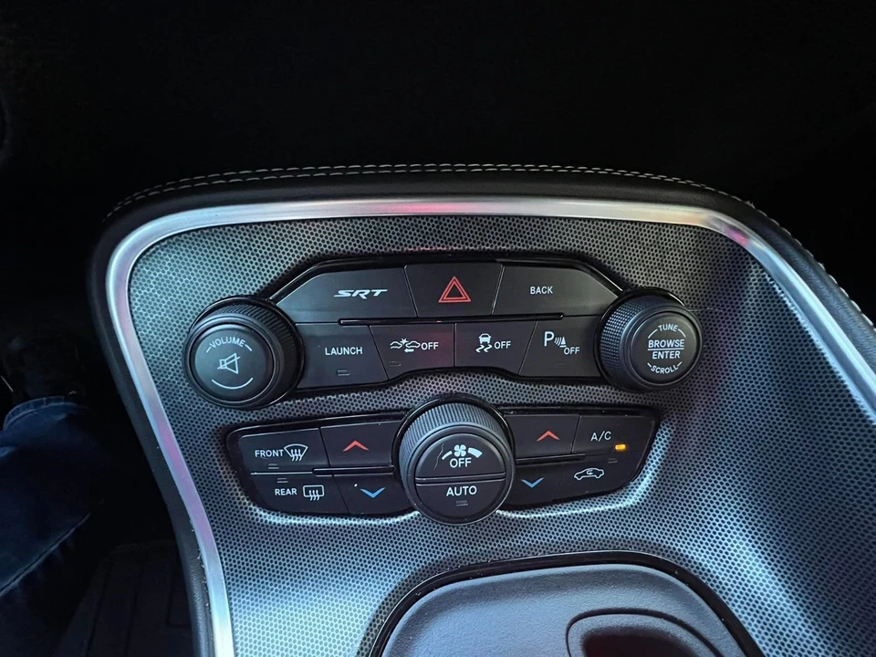 2015 Dodge Challenger SRT8 & 392 3rd Gen - Image 17 of 21