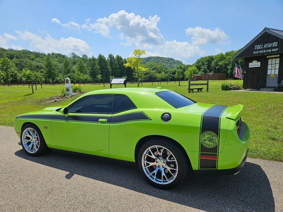 2015 Dodge Challenger SRT8 & 392 3rd Gen - Image 14 of 31