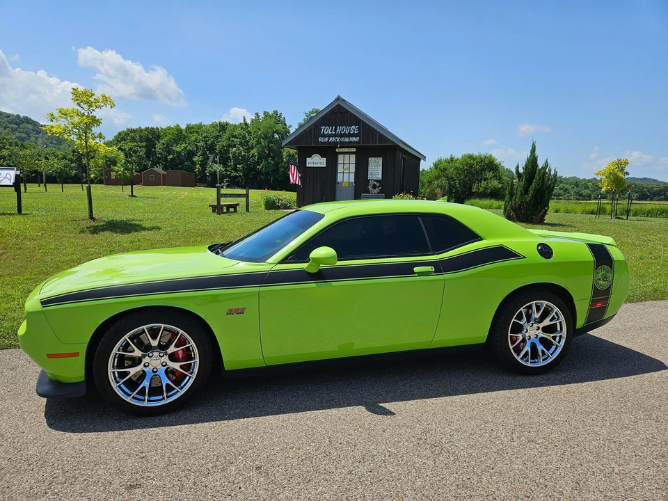 2015 Dodge Challenger SRT8 & 392 3rd Gen - Image 11 of 31