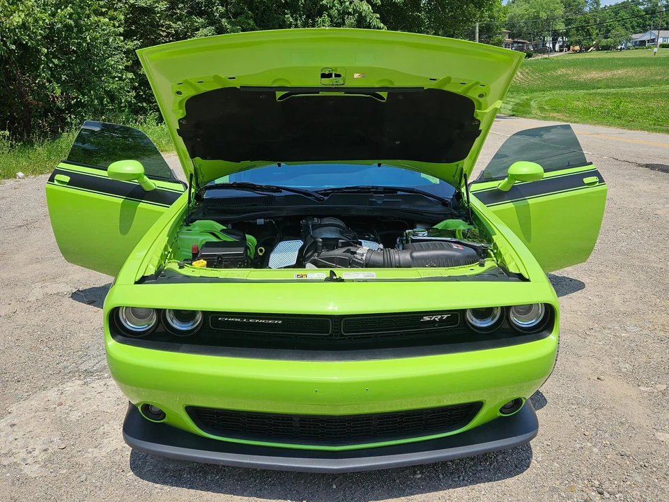 2015 Dodge Challenger SRT8 & 392 3rd Gen - Image 25 of 31