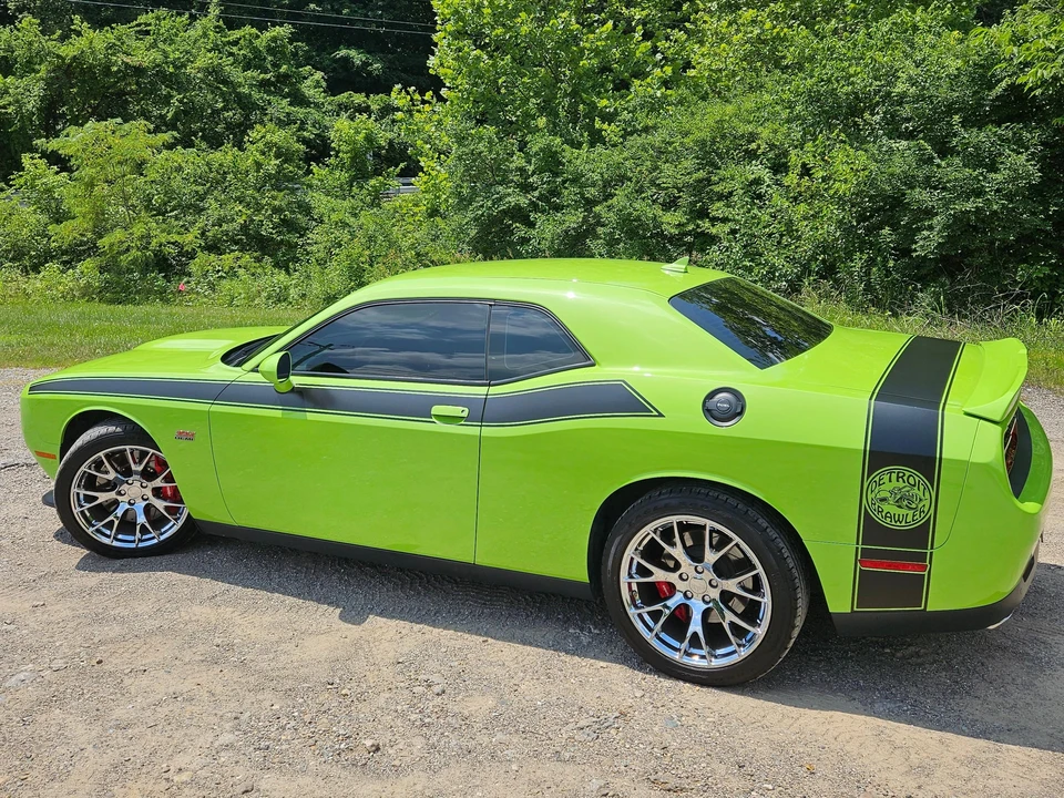 2015 Dodge Challenger SRT8 & 392 3rd Gen - Image 13 of 31