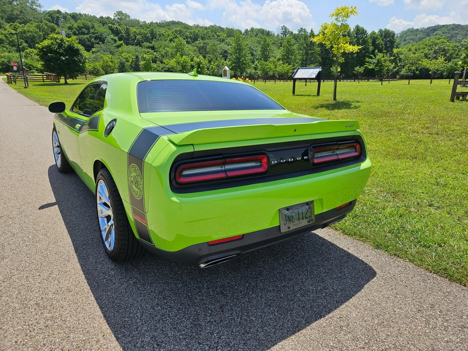 2015 Dodge Challenger SRT8 & 392 3rd Gen - Image 17 of 31