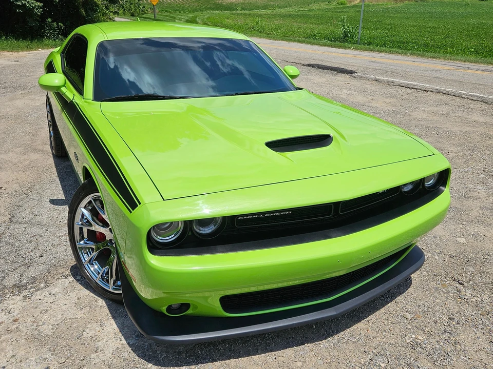 2015 Dodge Challenger SRT8 & 392 3rd Gen - Image 24 of 31