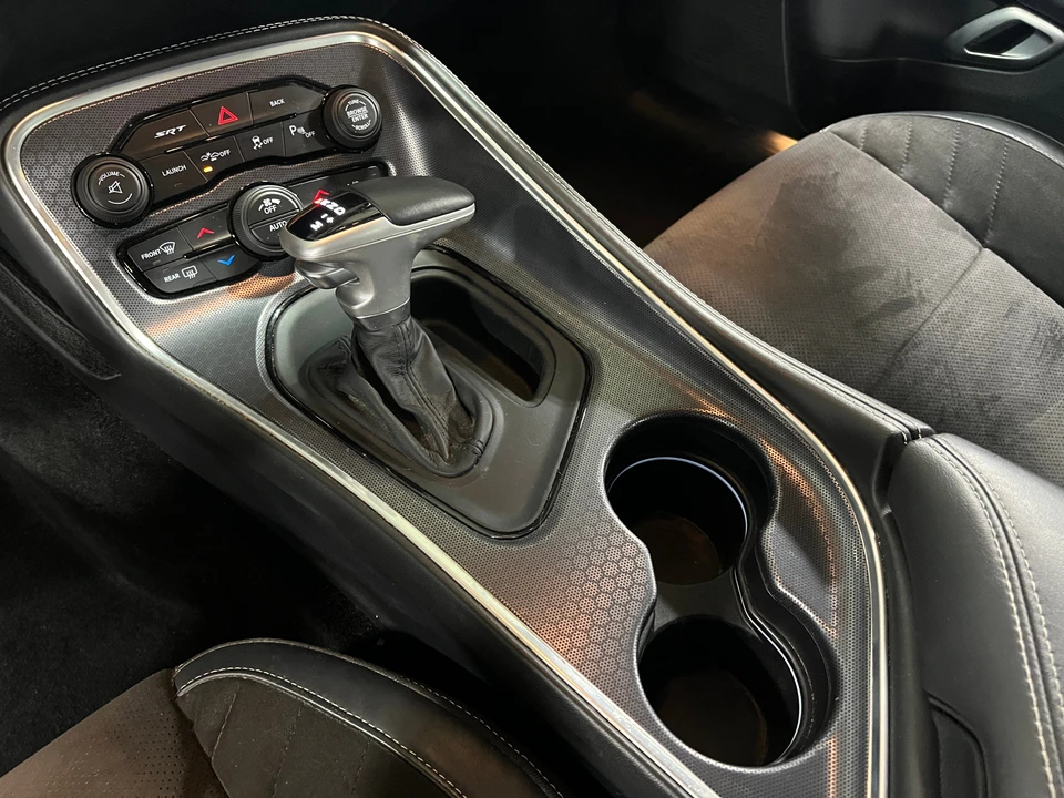 2015 Dodge Challenger SRT8 & 392 3rd Gen - Image 9 of 18