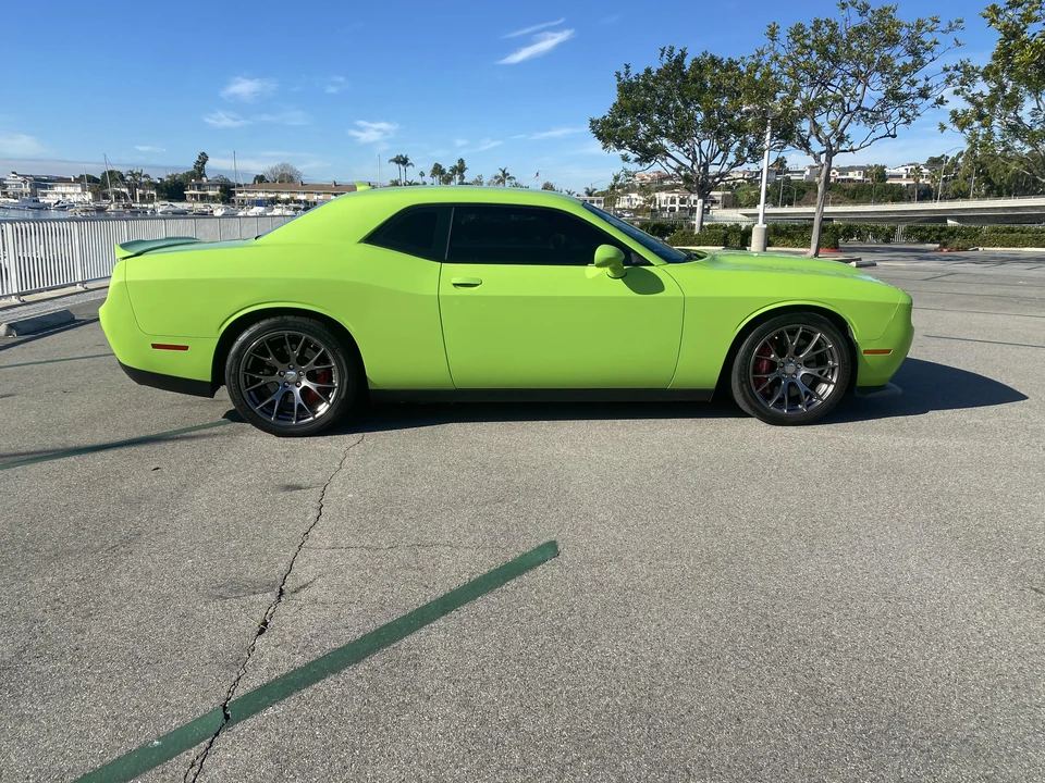2015 Dodge Challenger SRT8 & 392 3rd Gen - Image 21 of 31