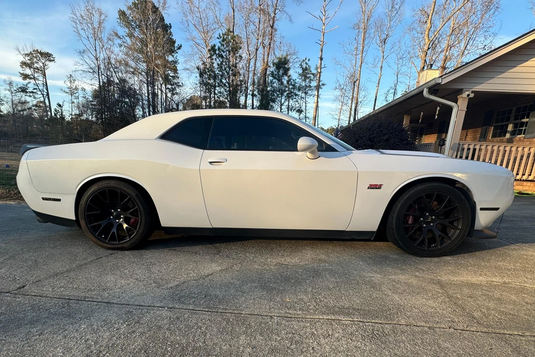 2015 Dodge Challenger SRT8 & 392 3rd Gen - Image 11 of 31