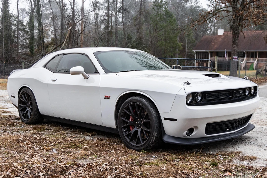 2015 Dodge Challenger SRT8 & 392 3rd Gen - Image 3 of 31