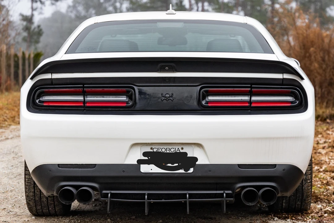 2015 Dodge Challenger SRT8 & 392 3rd Gen - Image 5 of 31