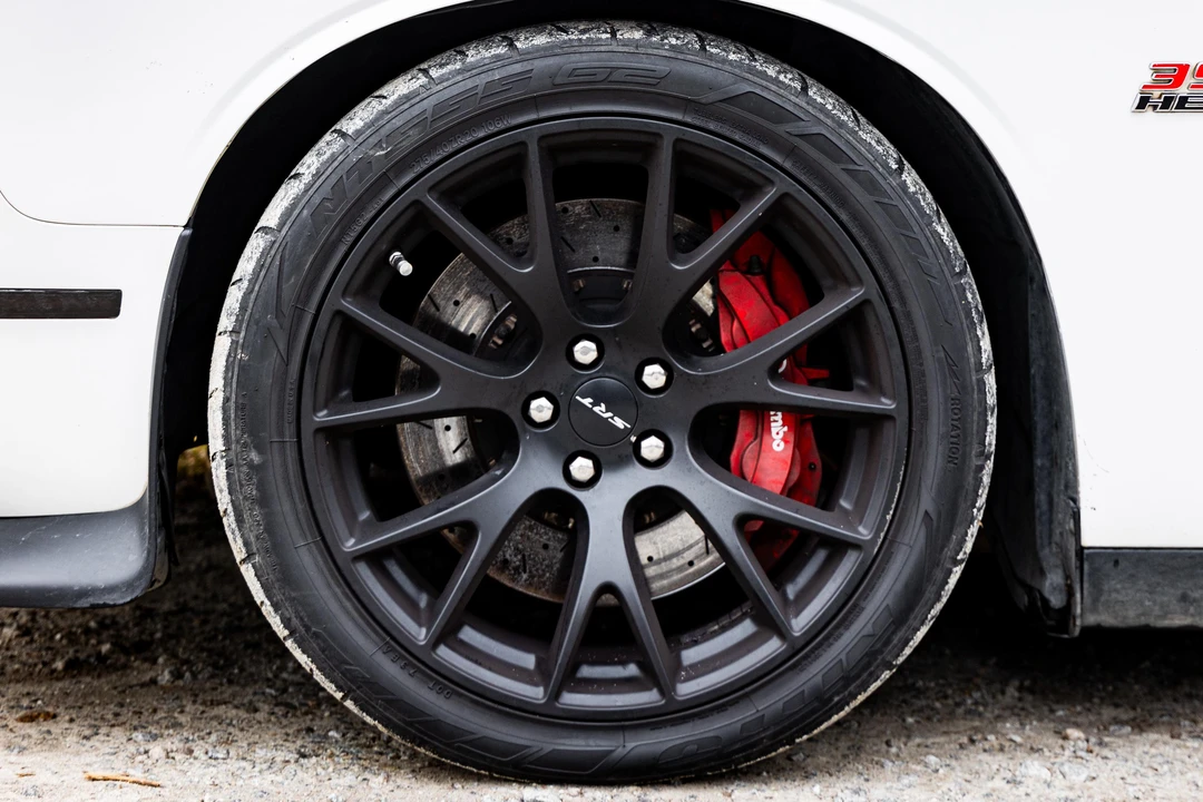 2015 Dodge Challenger SRT8 & 392 3rd Gen - Image 24 of 31