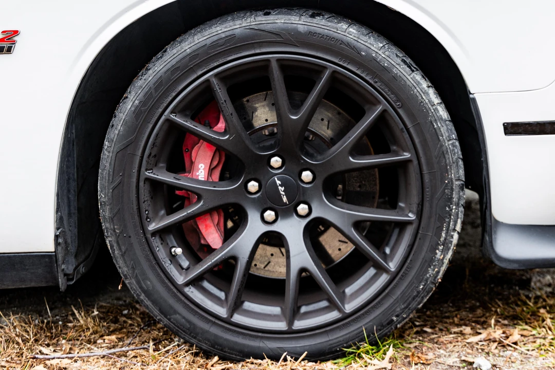 2015 Dodge Challenger SRT8 & 392 3rd Gen - Image 27 of 31