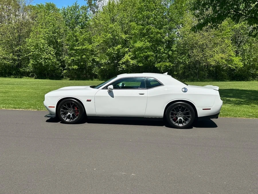 2015 Dodge Challenger SRT8 & 392 3rd Gen - Image 10 of 24
