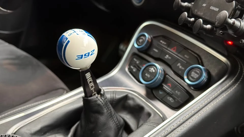 2015 Dodge Challenger SRT8 & 392 3rd Gen - Image 16 of 19