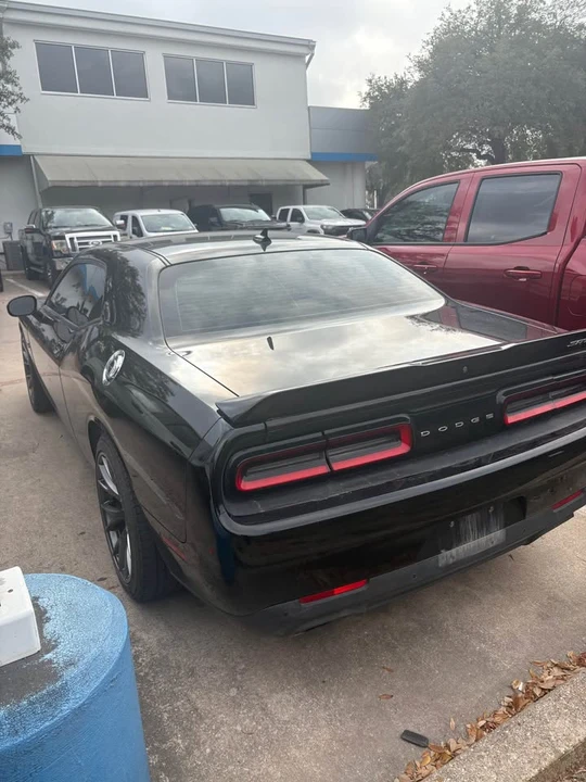 2015 Dodge Challenger SRT8 & 392 3rd Gen - Image 4 of 7