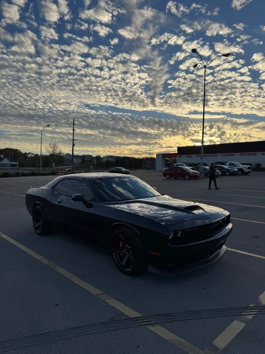 2015 Dodge Challenger SRT8 & 392 3rd Gen - Image 5 of 17