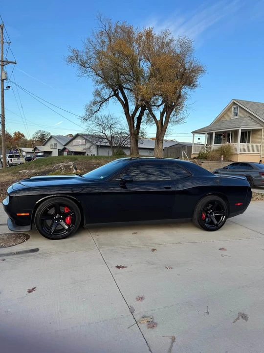 2015 Dodge Challenger SRT8 & 392 3rd Gen - Image 10 of 17