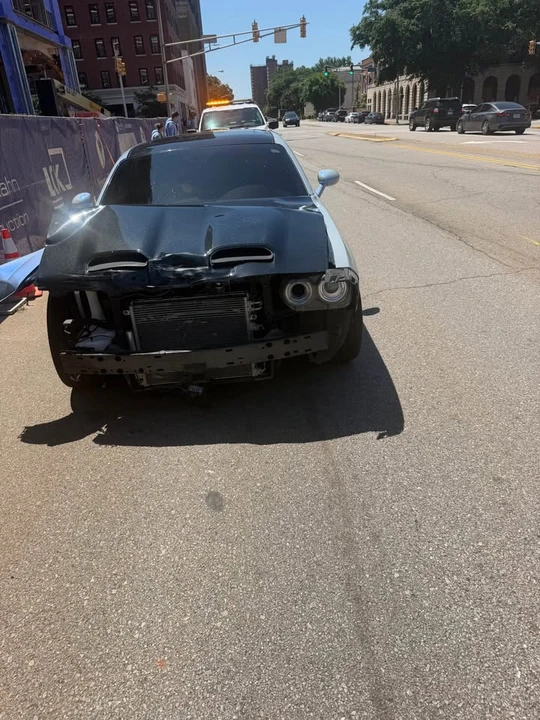 2015 Dodge Challenger SRT8 & 392 3rd Gen - Image 19 of 21