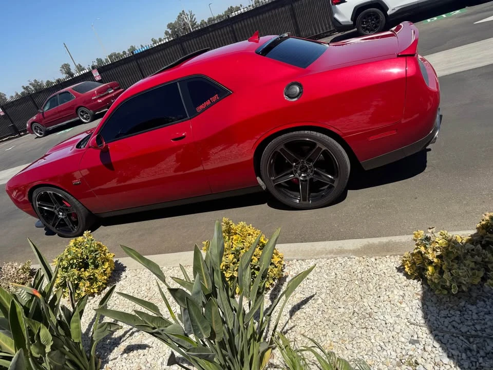 2015 Dodge Challenger SRT8 & 392 3rd Gen - Image 7 of 11
