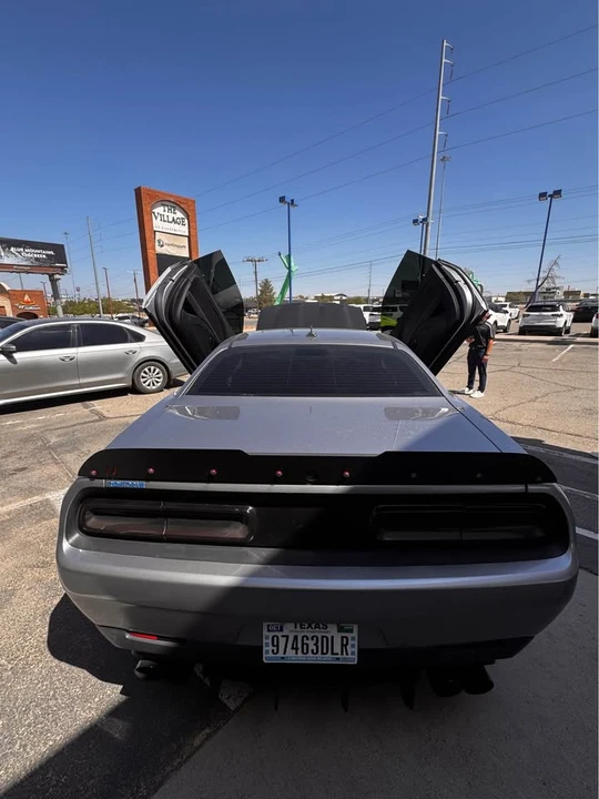 2015 Dodge Challenger SRT8 & 392 3rd Gen - Image 2 of 9
