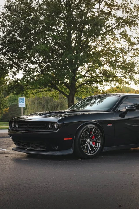 2015 Dodge Challenger SRT8 & 392 3rd Gen - Image 9 of 16