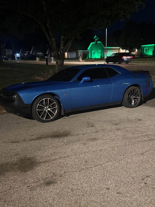 2015 Dodge Challenger SRT8 & 392 3rd Gen - Image 2 of 4