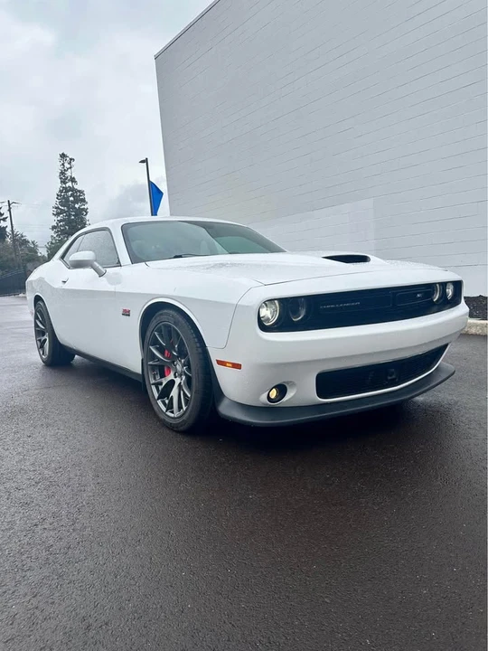 2015 Dodge Challenger SRT8 & 392 3rd Gen - Image 3 of 17