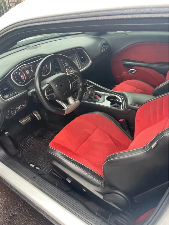 2015 Dodge Challenger SRT8 & 392 3rd Gen - Image 14 of 18