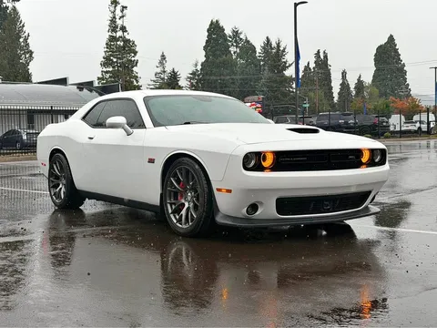 2015 Dodge Challenger SRT 392 Coupe 2D