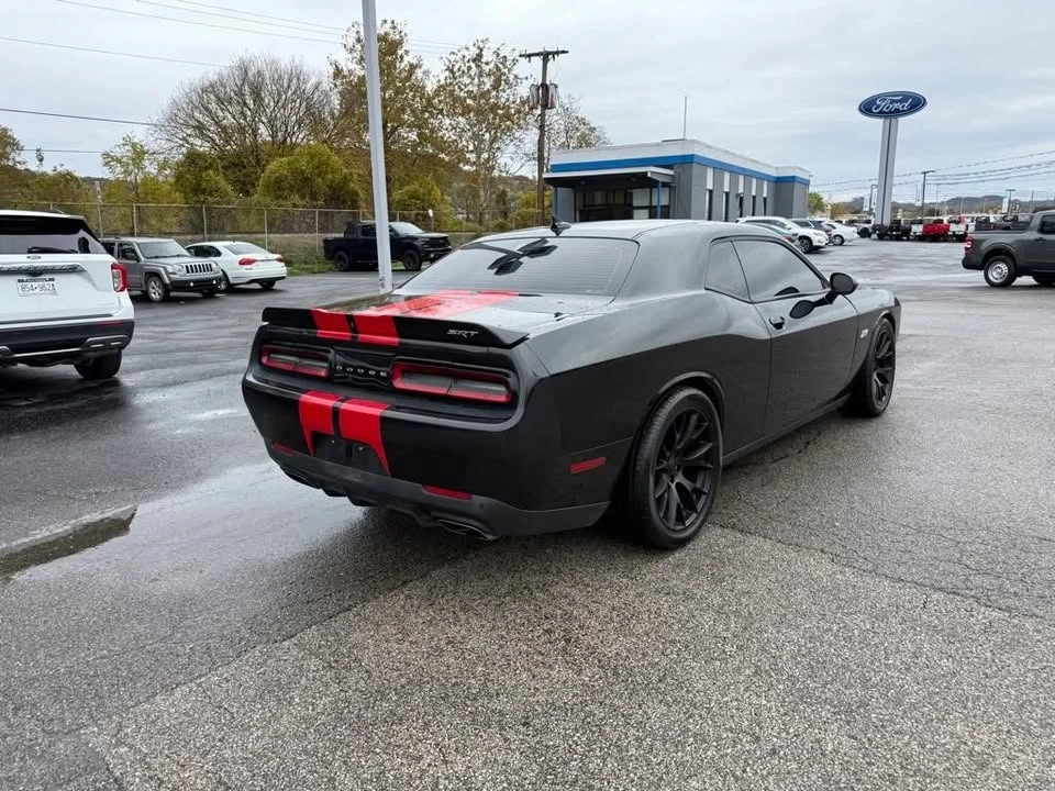 2015 Dodge Challenger SRT Hellcat 3rd Gen - Image 7 of 12