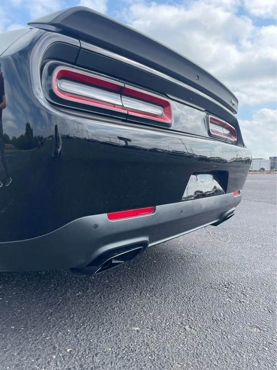 2015 Dodge Challenger SRT Hellcat 3rd Gen - Image 9 of 19