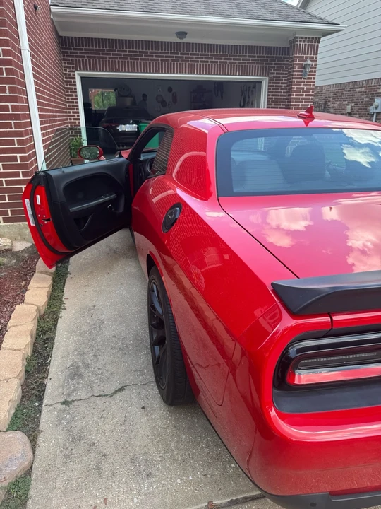 2015 Dodge Challenger SRT Hellcat 3rd Gen - Image 5 of 20