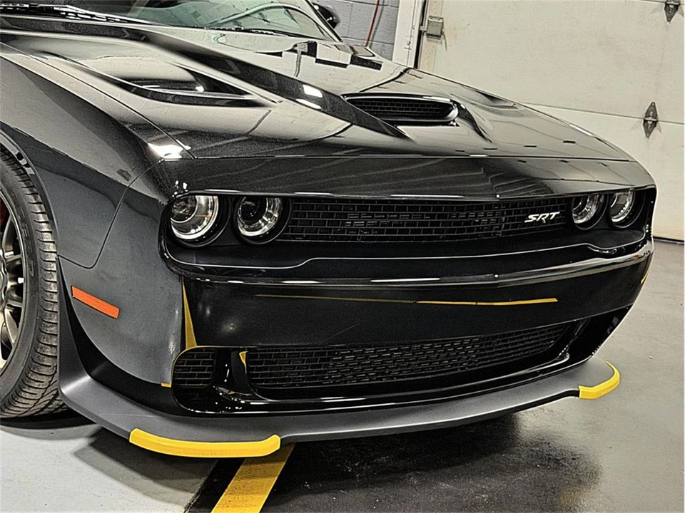 2015 Dodge Challenger SRT Hellcat 3rd Gen - Image 7 of 31