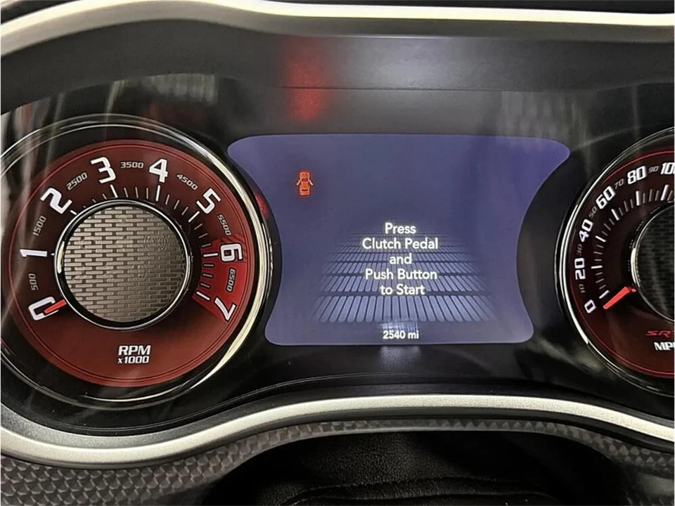 2015 Dodge Challenger SRT Hellcat 3rd Gen - Image 6 of 31
