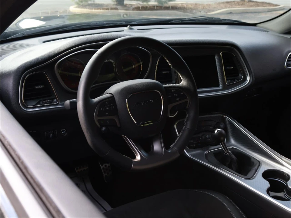 2015 Dodge Challenger SRT Hellcat 3rd Gen - Image 27 of 31