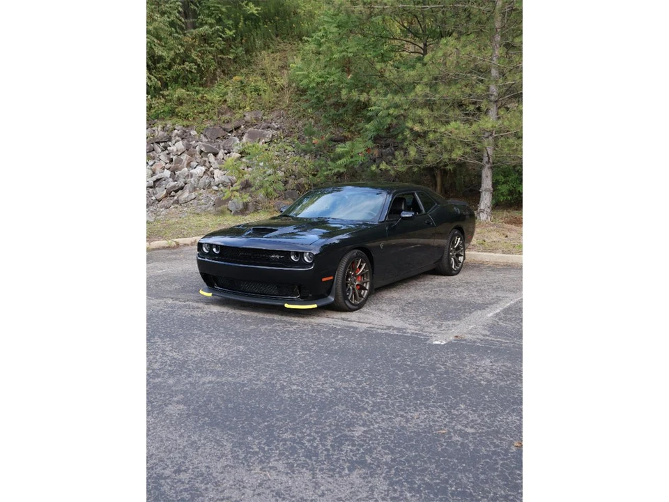 2015 Dodge Challenger SRT Hellcat 3rd Gen - Image 25 of 31