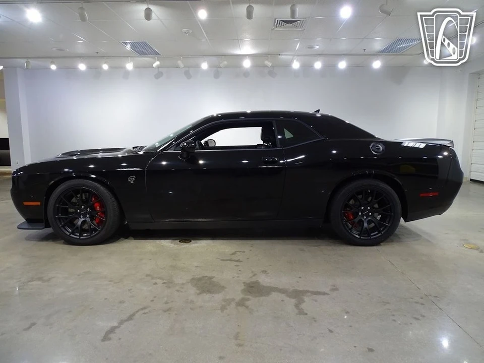 2015 Dodge Challenger SRT Hellcat 3rd Gen - Image 8 of 12