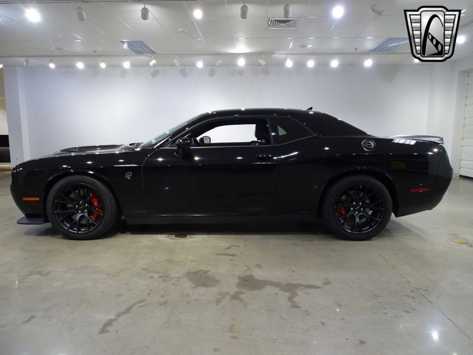 2015 Dodge Challenger SRT Hellcat 3rd Gen - Image 4 of 12