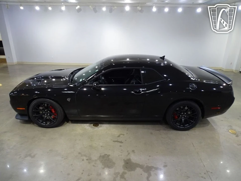 2015 Dodge Challenger SRT Hellcat 3rd Gen - Image 7 of 12