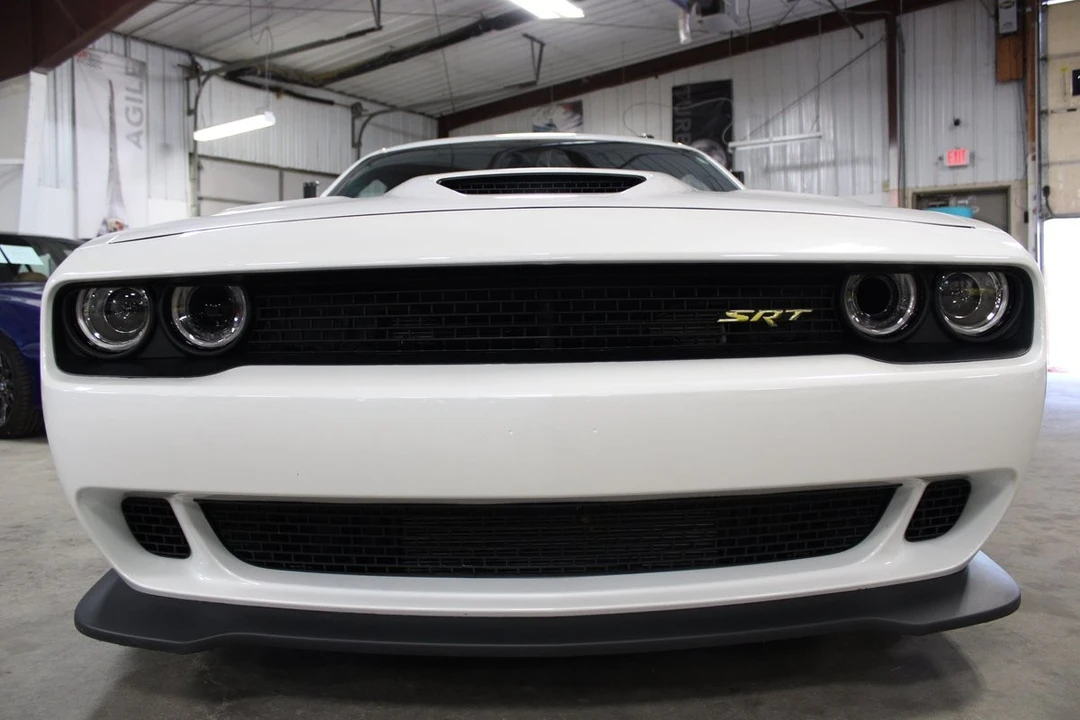 2015 Dodge Challenger SRT Hellcat 3rd Gen - Image 9 of 12