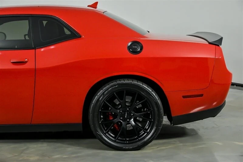 2015 Dodge Challenger SRT Hellcat 3rd Gen - Image 9 of 12
