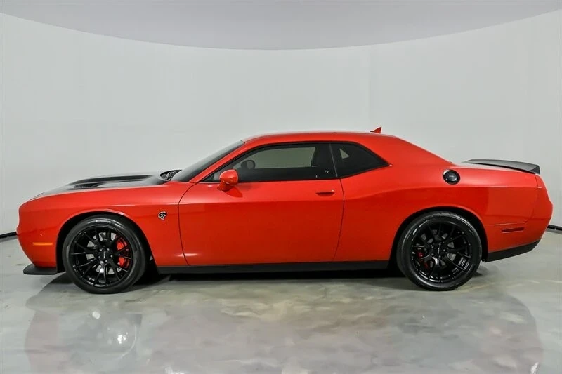 2015 Dodge Challenger SRT Hellcat 3rd Gen - Image 8 of 12