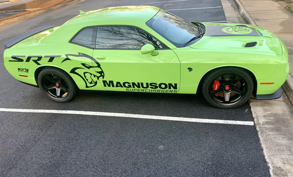 2015 Dodge Challenger SRT Hellcat 3rd Gen - Image 20 of 31