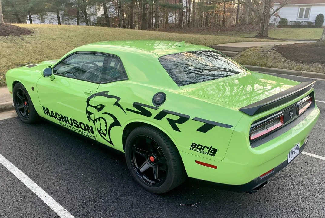 2015 Dodge Challenger SRT Hellcat 3rd Gen - Image 5 of 31